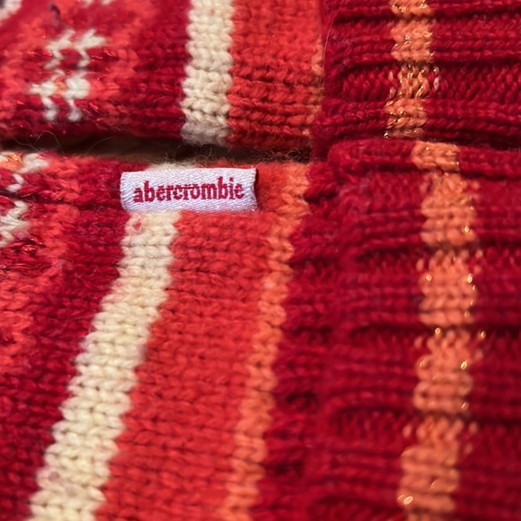 Abercrombie Knit Mittens - Picture 3 of 4